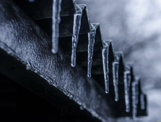 TAKE PREVENTATIVE STEPS TO AVOID FROZEN PIPES